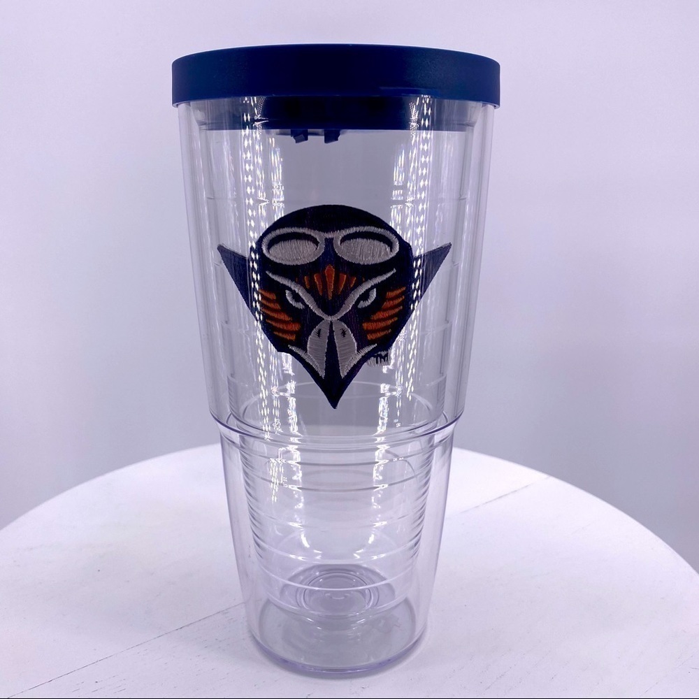 Tervis  24 Ounce Tumbler With Blue Lid